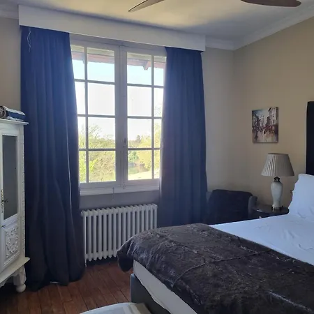 R & R Oda ve Kahvaltı 4*