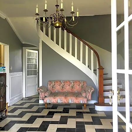 R & R Bed & Breakfast 4*