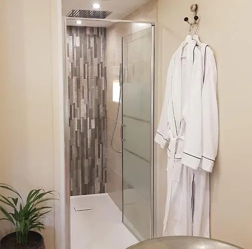 Nocleg ze śniadaniem R & R