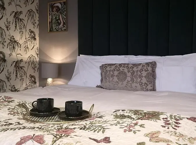 Bed & Breakfast R & R